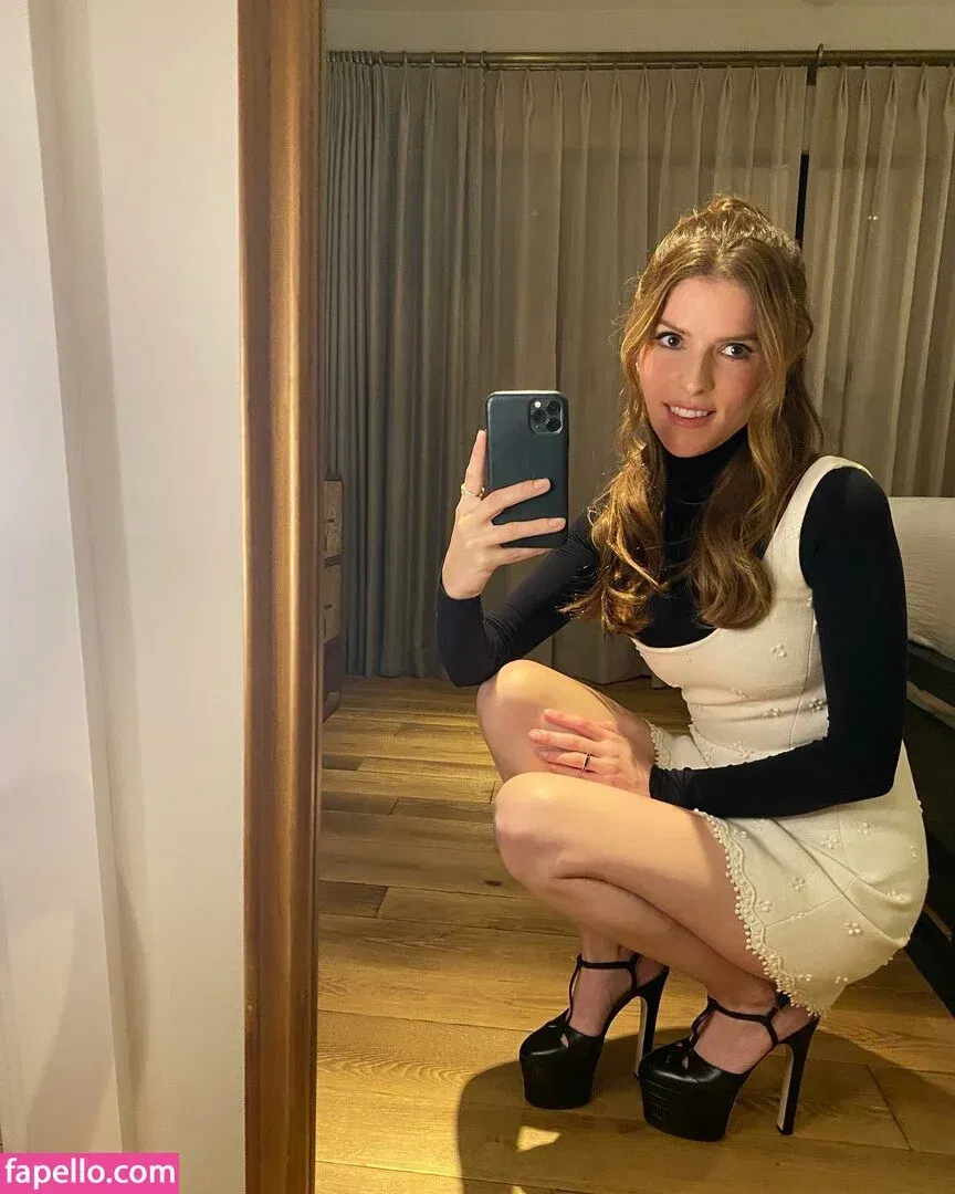 Anna Kendrick Onlyfans Photo Gallery 
