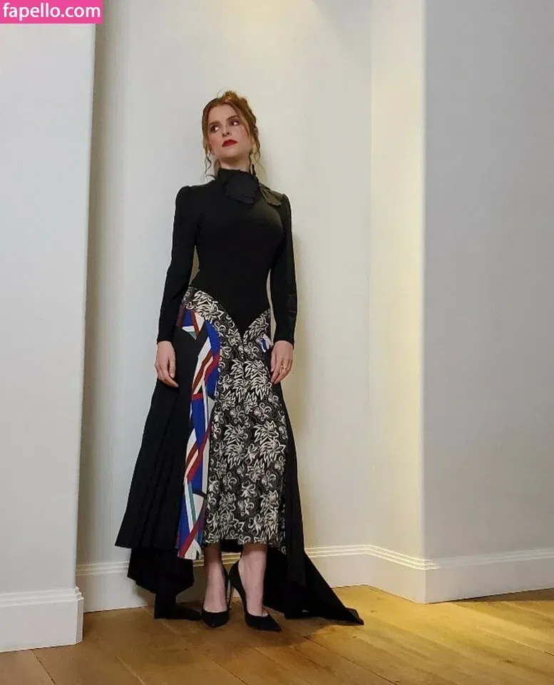 Anna Kendrick Onlyfans Photo Gallery 