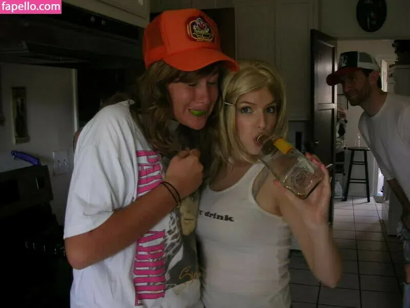 Anna Kendrick Onlyfans Photo Gallery 