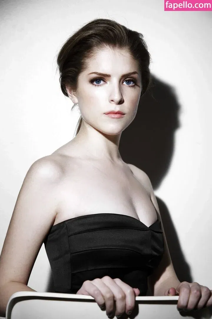 Anna Kendrick Onlyfans Photo Gallery 