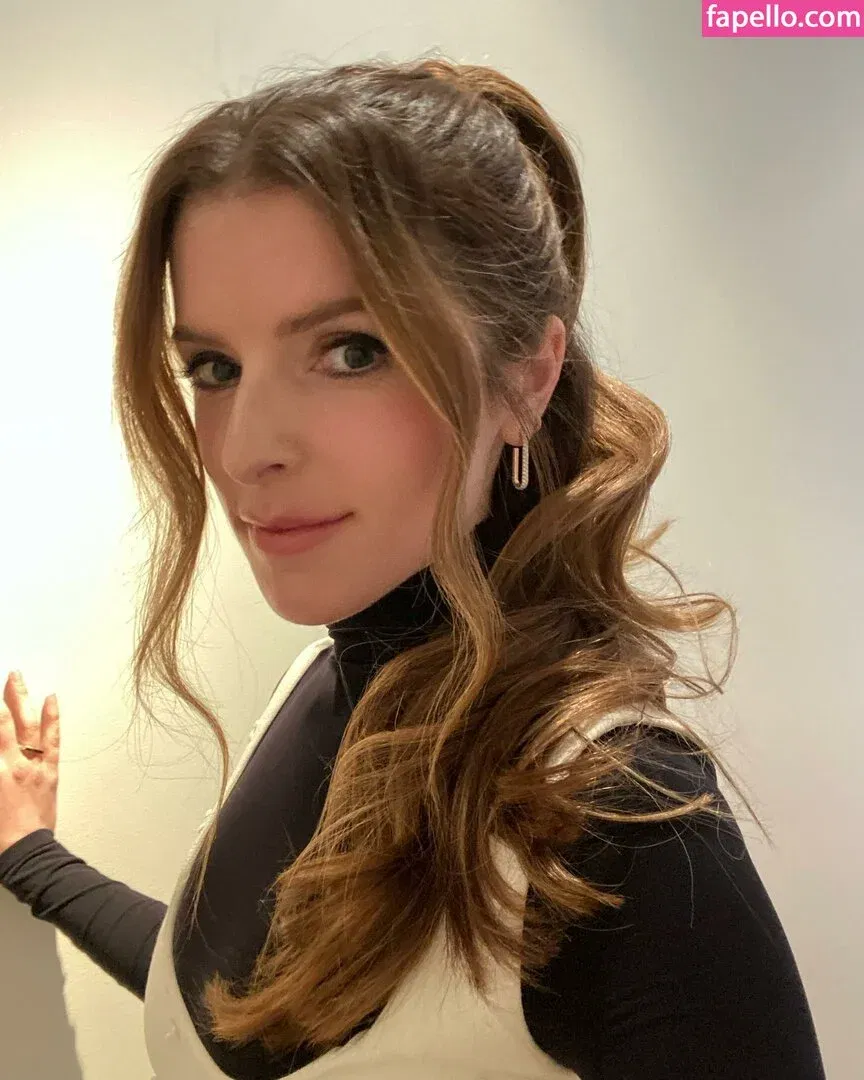 Anna Kendrick Onlyfans Photo Gallery 