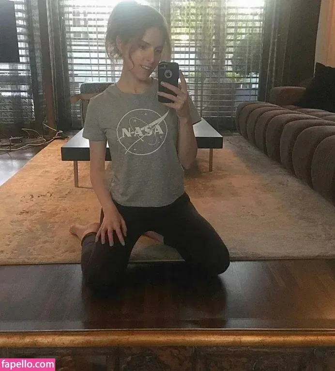 Anna Kendrick Onlyfans Photo Gallery 