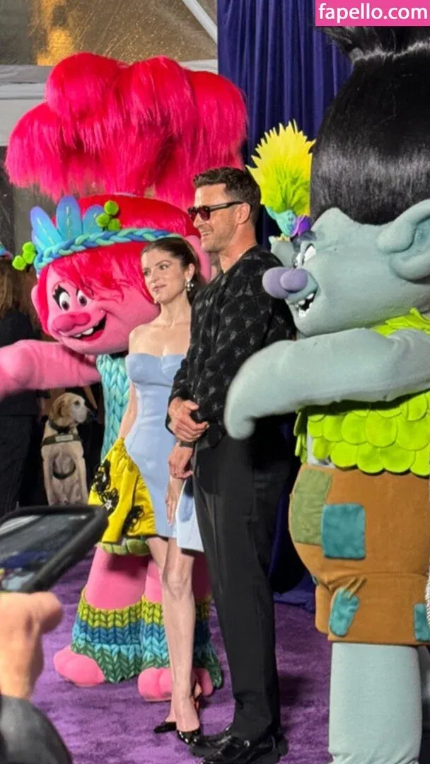 Anna Kendrick Onlyfans Photo Gallery 