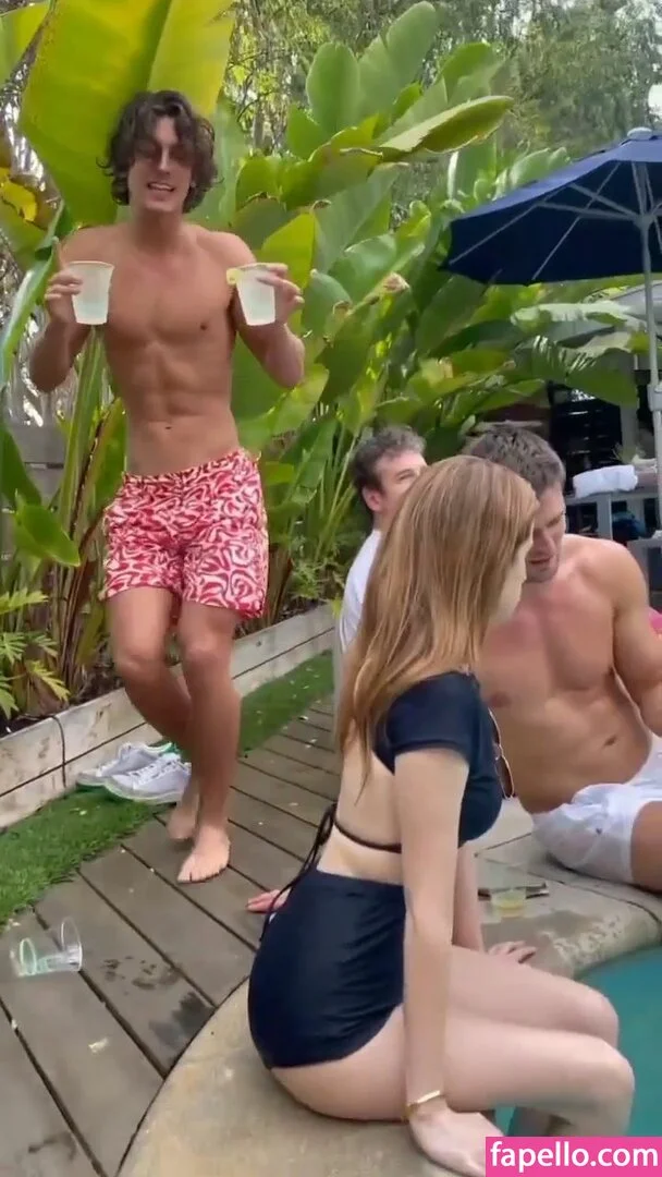 Anna Kendrick Onlyfans Photo Gallery 