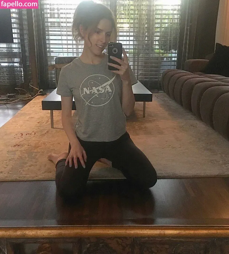 Anna Kendrick Onlyfans Photo Gallery 