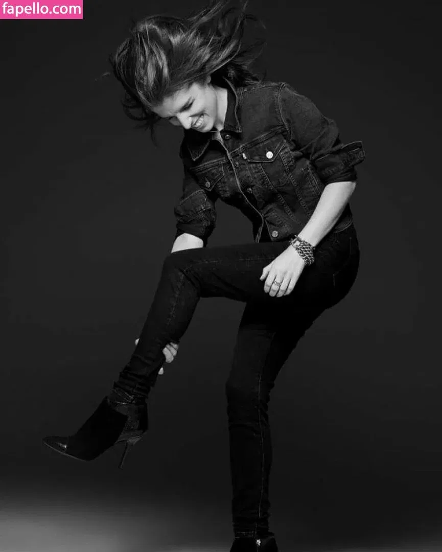 Anna Kendrick Onlyfans Photo Gallery 