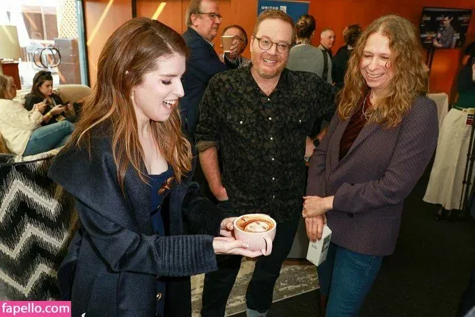 Anna Kendrick Onlyfans Photo Gallery 