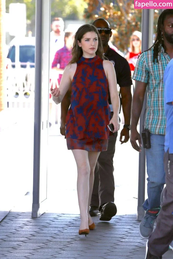 Anna Kendrick Onlyfans Photo Gallery 