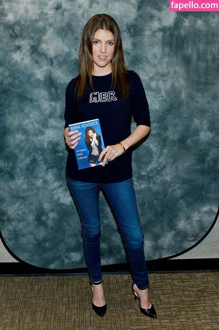 Anna Kendrick Onlyfans Photo Gallery 