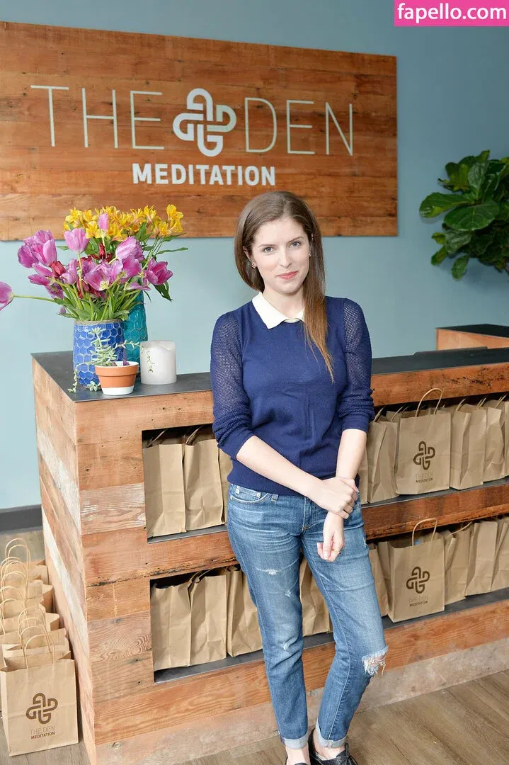 Anna Kendrick Onlyfans Photo Gallery 