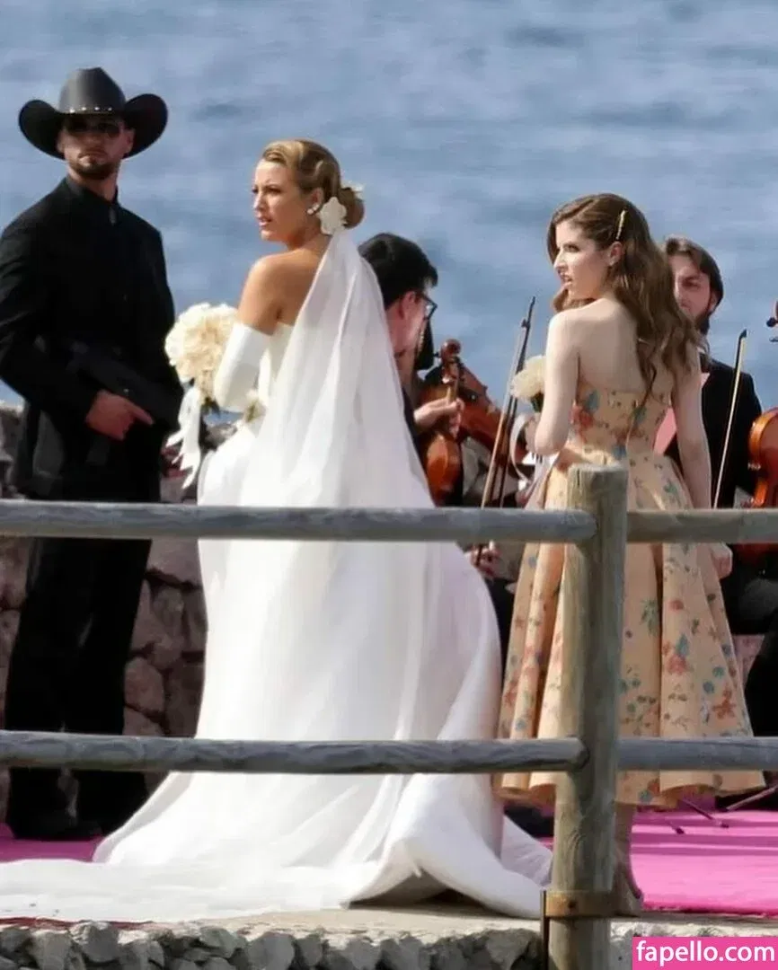 Anna Kendrick Onlyfans Photo Gallery 