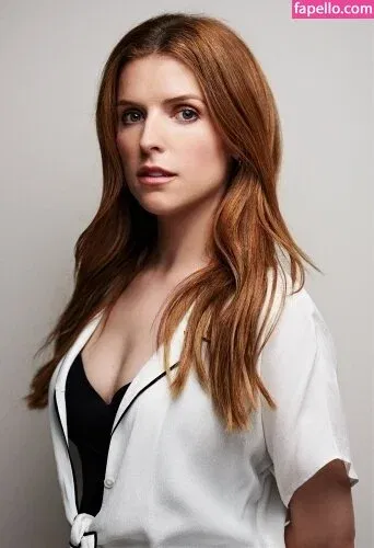 Anna Kendrick Onlyfans Photo Gallery 