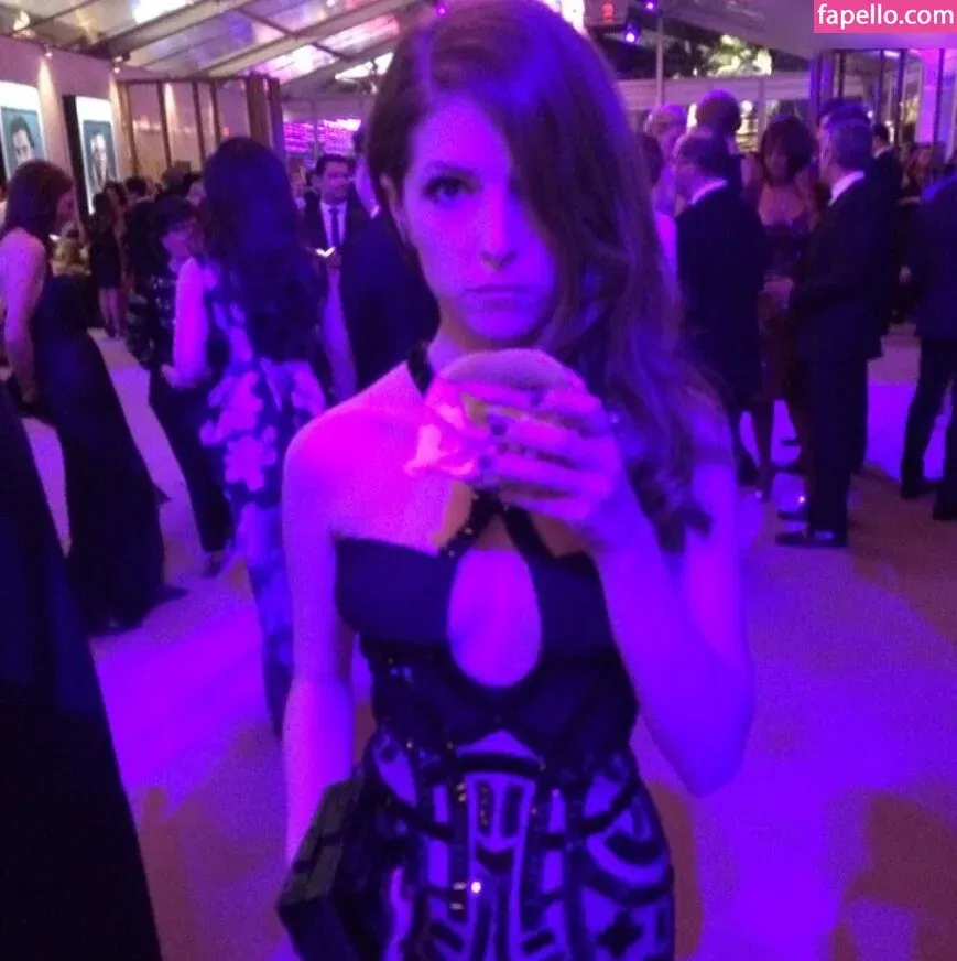 Anna Kendrick Onlyfans Photo Gallery 