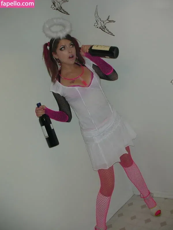 Anna Kendrick Onlyfans Photo Gallery 