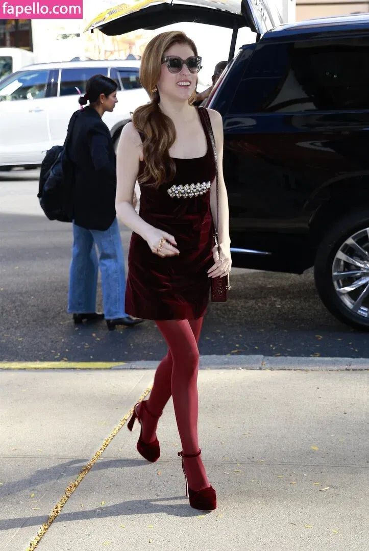 Anna Kendrick Onlyfans Photo Gallery 