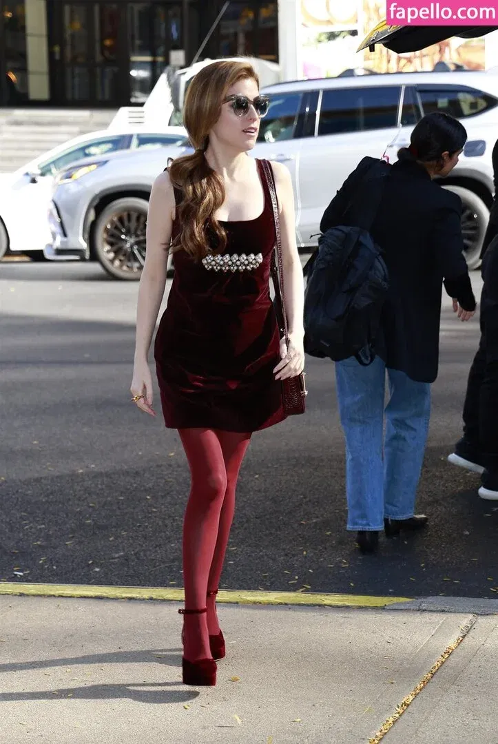 Anna Kendrick Onlyfans Photo Gallery 