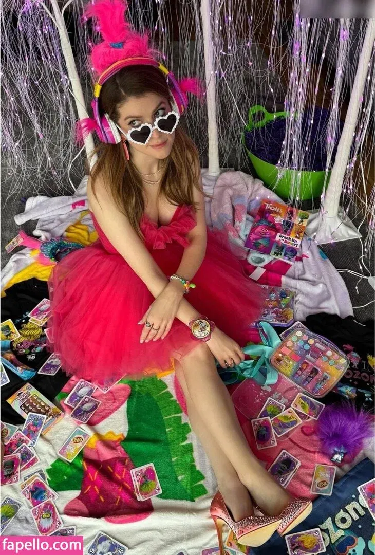 Anna Kendrick Onlyfans Photo Gallery 