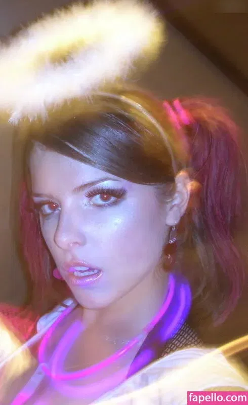 Anna Kendrick Onlyfans Photo Gallery 