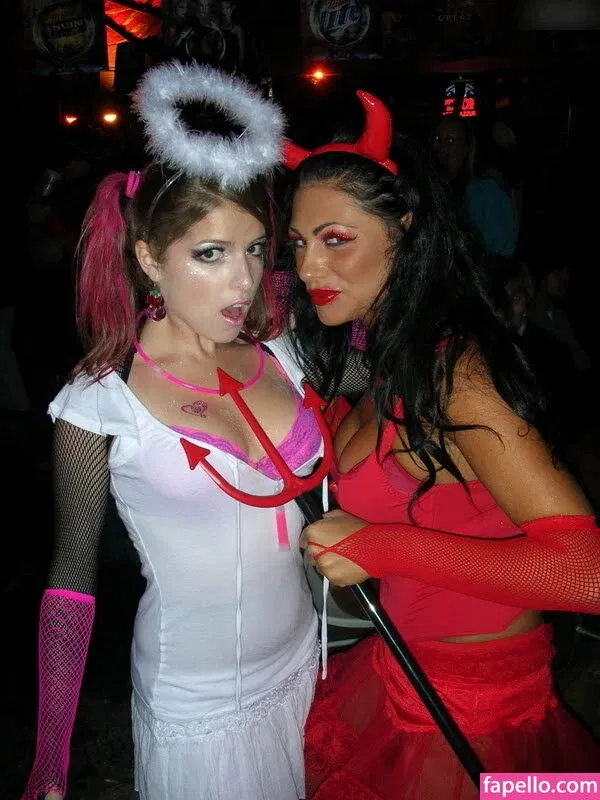 Anna Kendrick Onlyfans Photo Gallery 