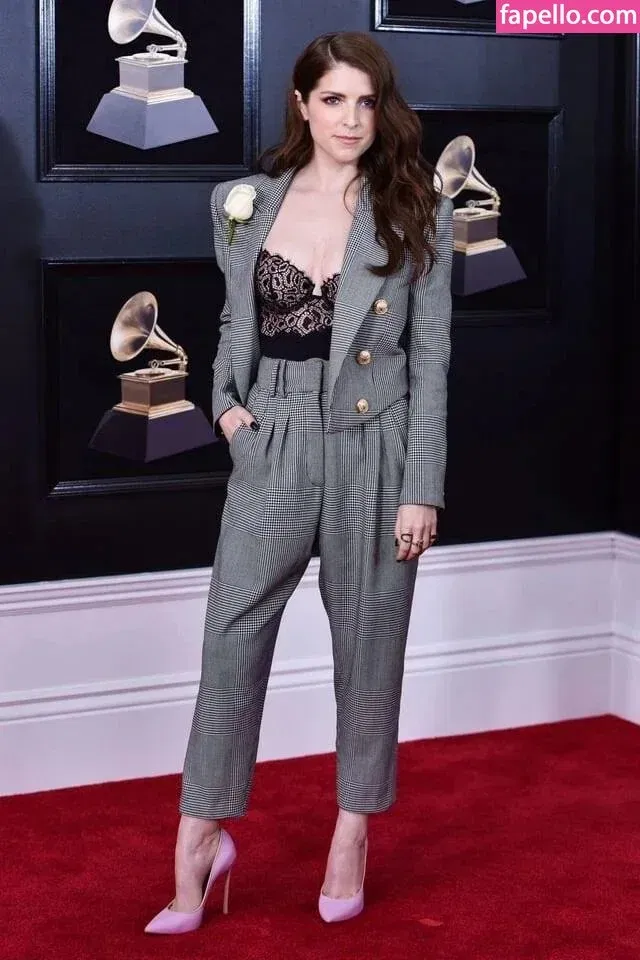 Anna Kendrick Onlyfans Photo Gallery 