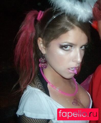 Anna Kendrick Nude Onlyfans Photo 13