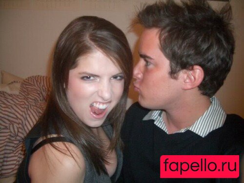 Anna Kendrick Nude Onlyfans Photo 26