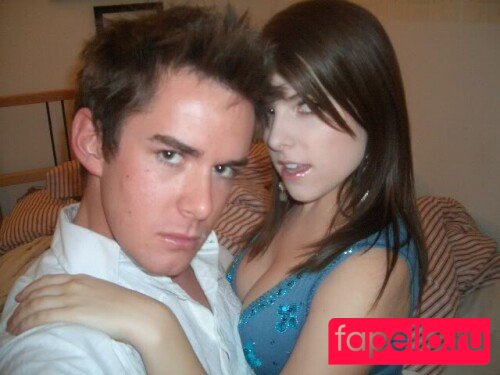 Anna Kendrick Onlyfans Photo Gallery 