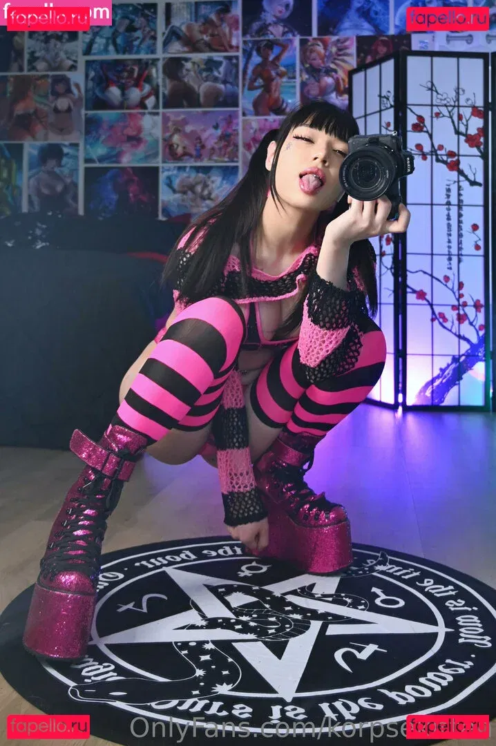 KorpseKitten Onlyfans Photo Gallery 