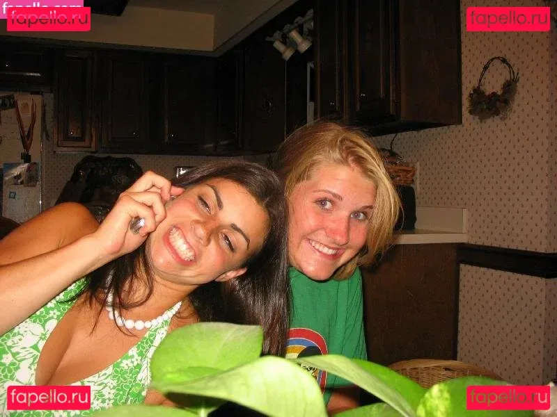 Amanda Wenk Onlyfans Photo Gallery 