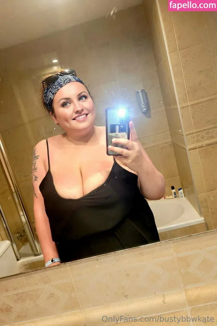bustybbwkate Onlyfans Photo Gallery 