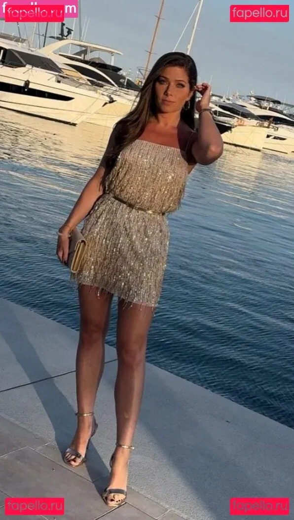 Nikki Sanderson Onlyfans Photo Gallery 