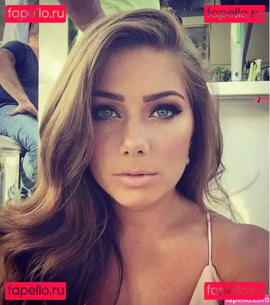 Nikki Sanderson Onlyfans Photo Gallery 