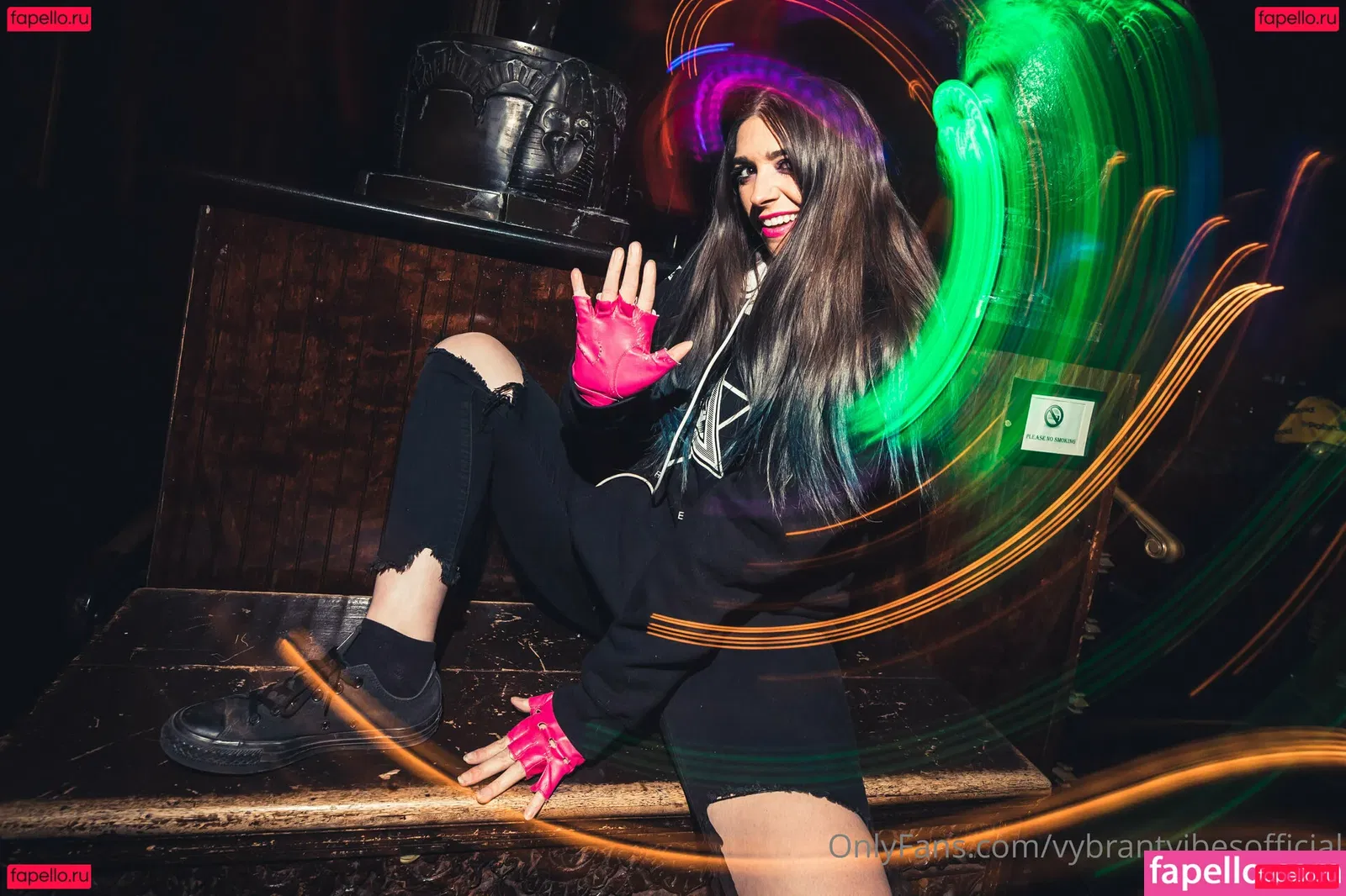 vybrantvibesofficial Onlyfans Photo Gallery 