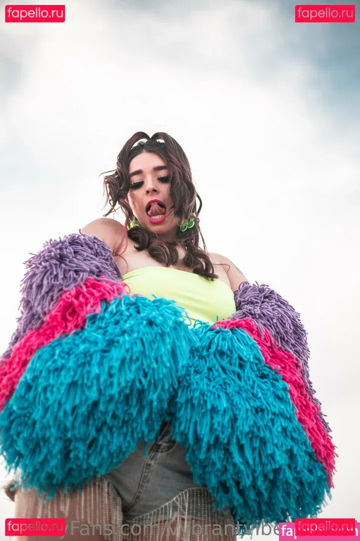 vybrantvibesofficial Onlyfans Photo Gallery 