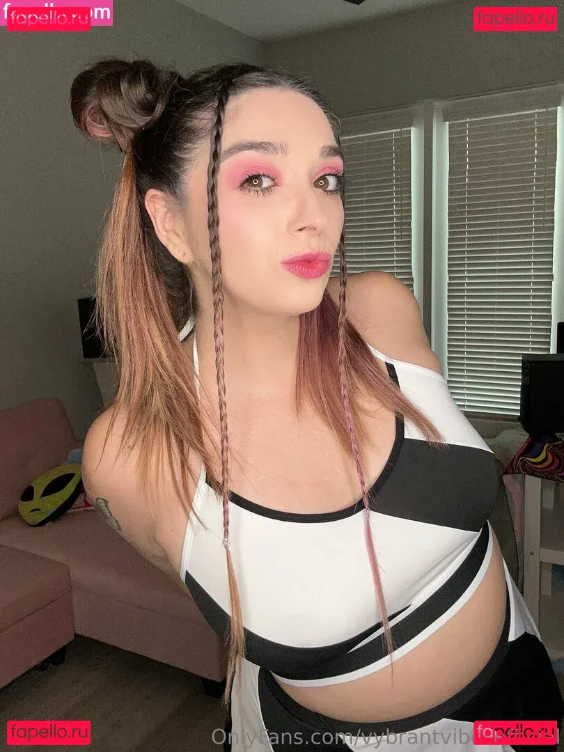 vybrantvibesofficial Onlyfans Photo Gallery 