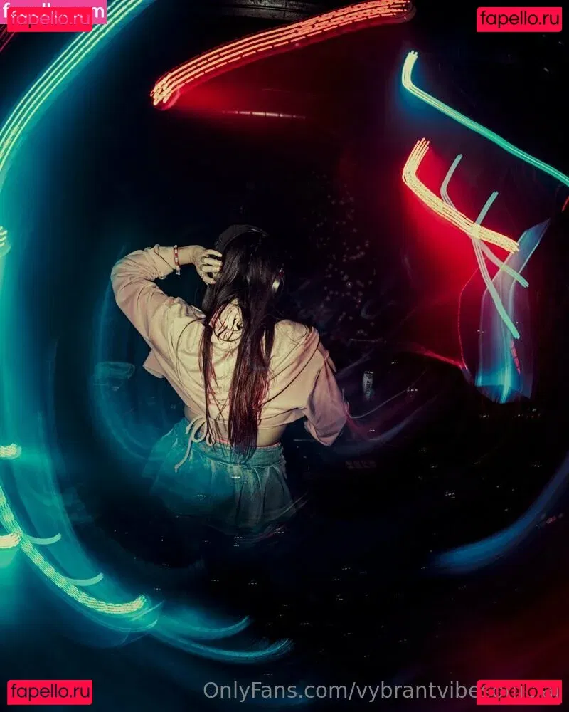 vybrantvibesofficial Onlyfans Photo Gallery 
