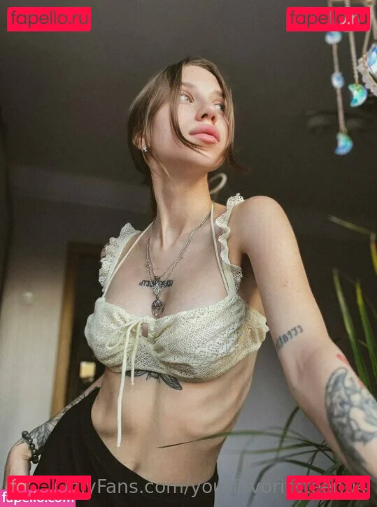 yourfavoriteteen04 Onlyfans Photo Gallery 