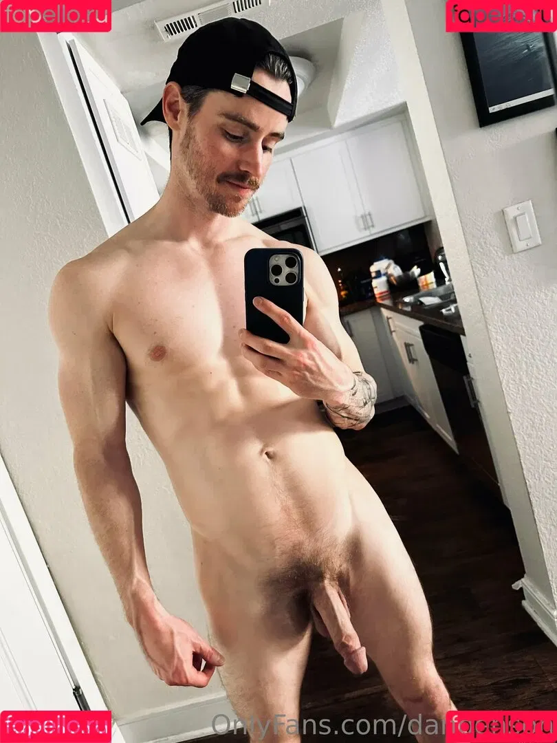 danbenson Onlyfans Photo Gallery 