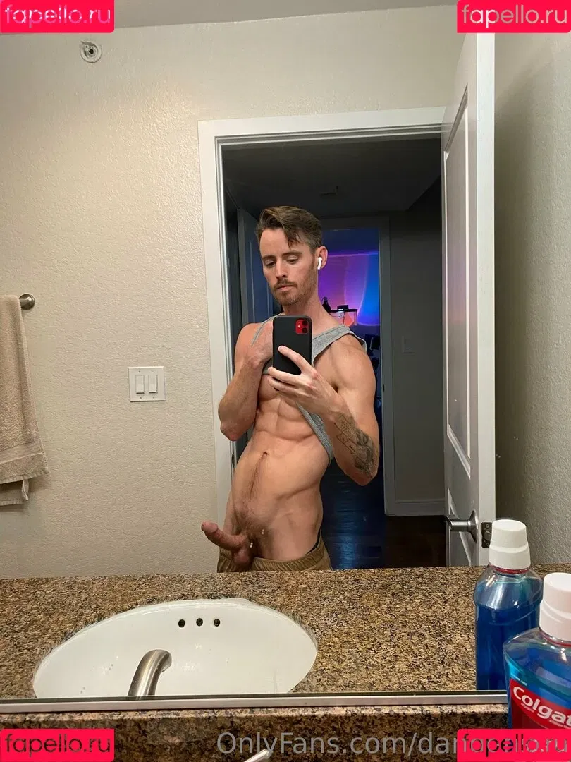 danbenson Onlyfans Photo Gallery 