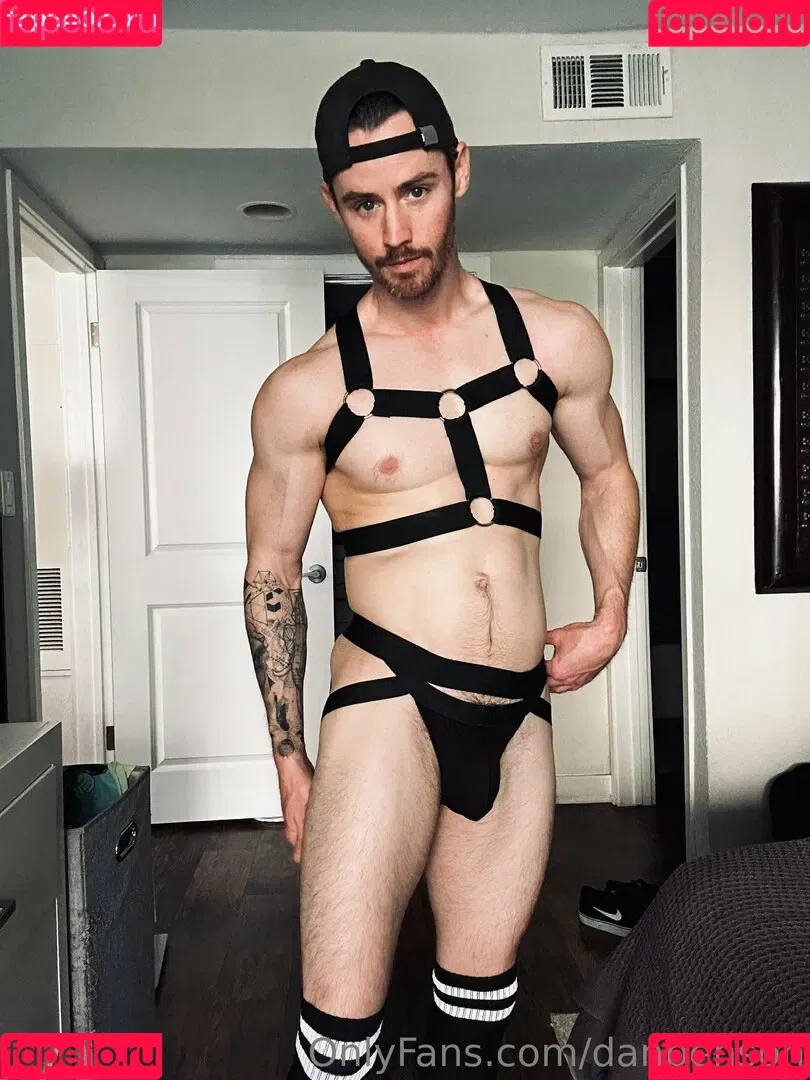 danbenson Onlyfans Photo Gallery 