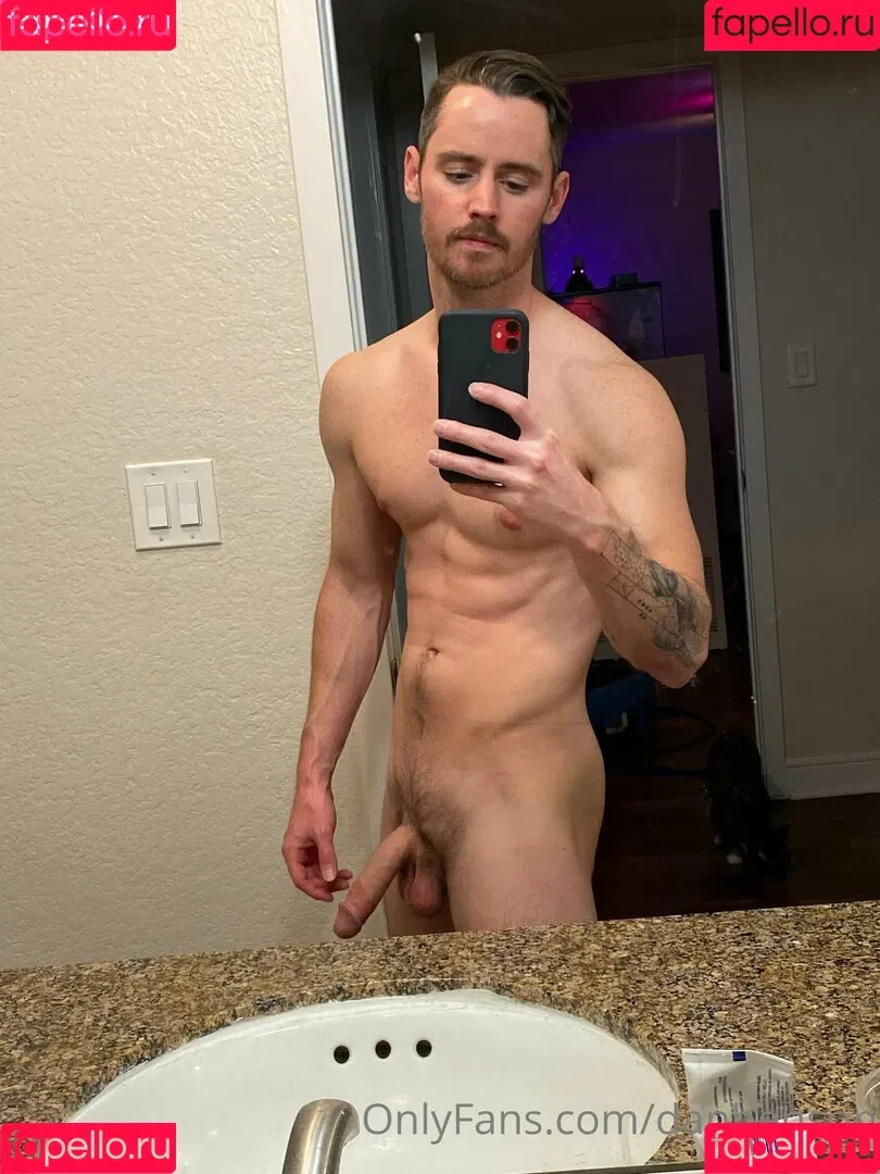danbenson Onlyfans Photo Gallery 