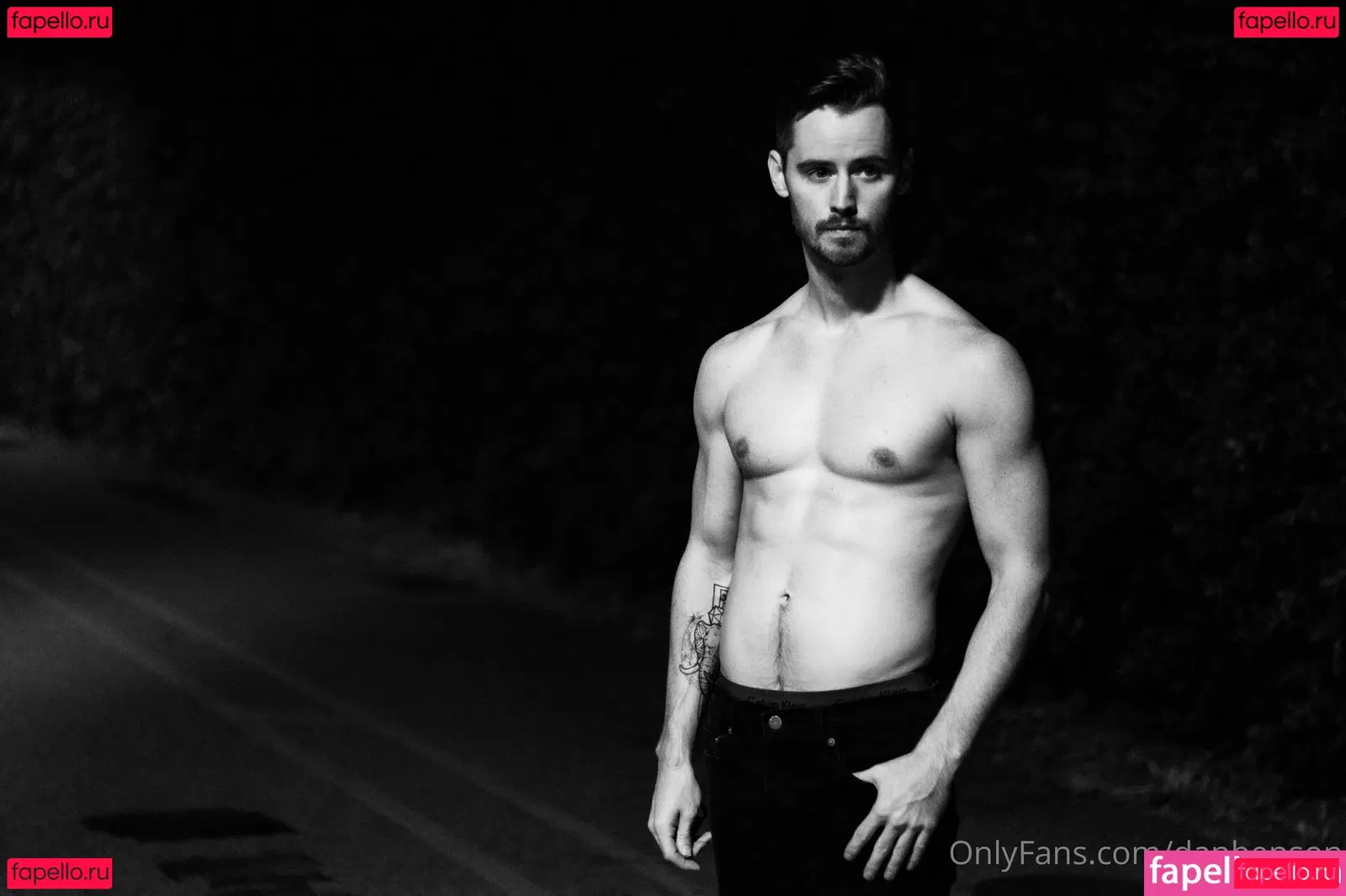 danbenson Onlyfans Photo Gallery 