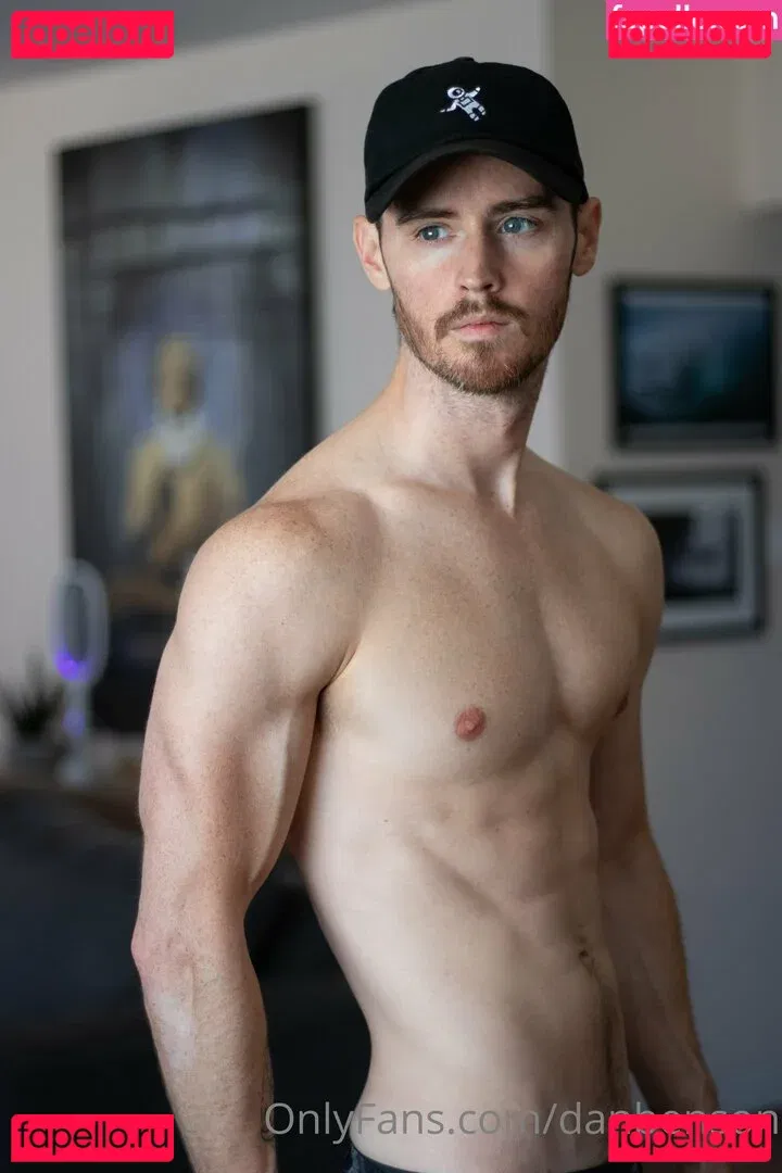danbenson Onlyfans Photo Gallery 