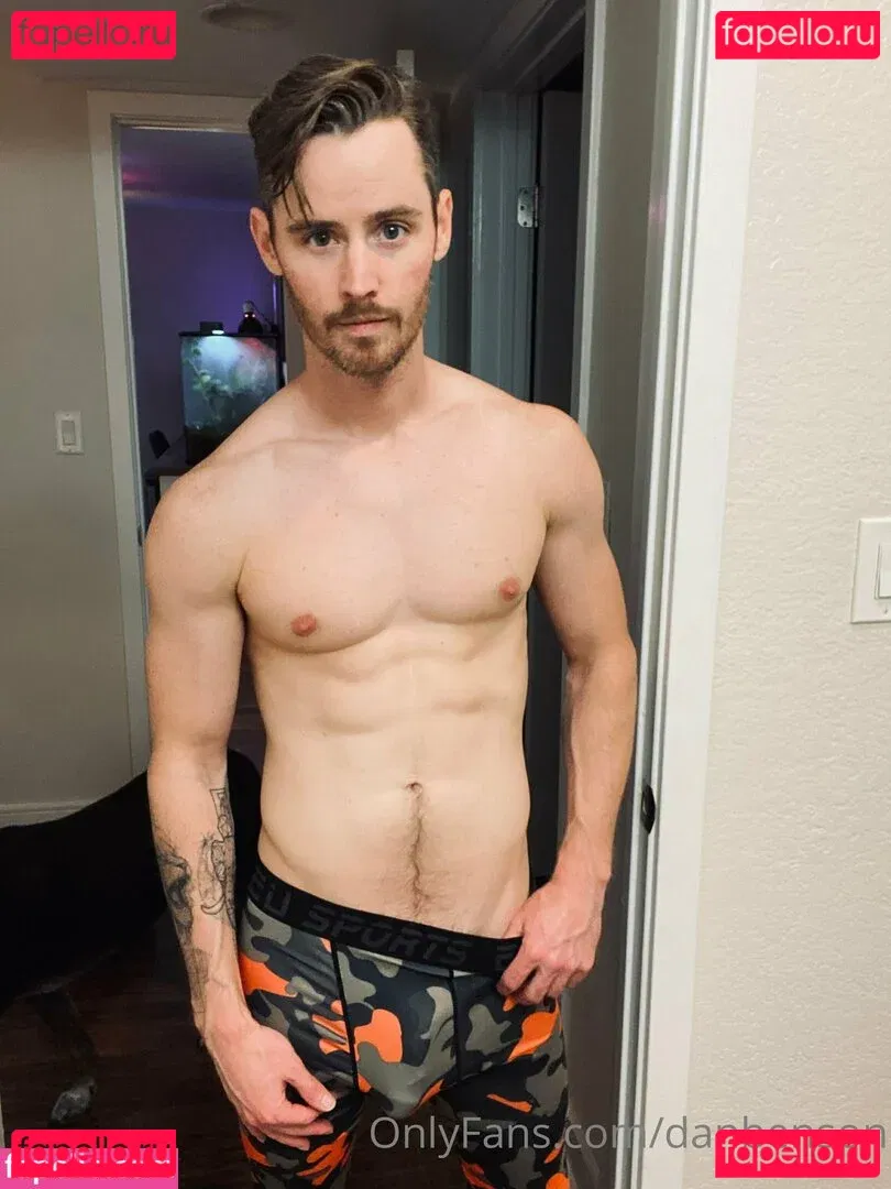 danbenson Onlyfans Photo Gallery 