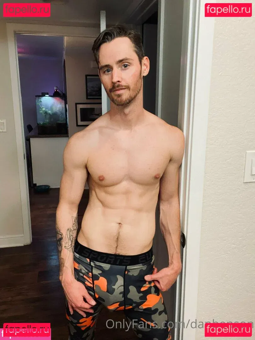 danbenson Onlyfans Photo Gallery 