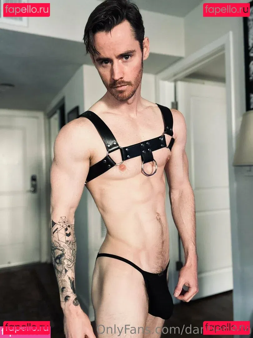 danbenson Onlyfans Photo Gallery 