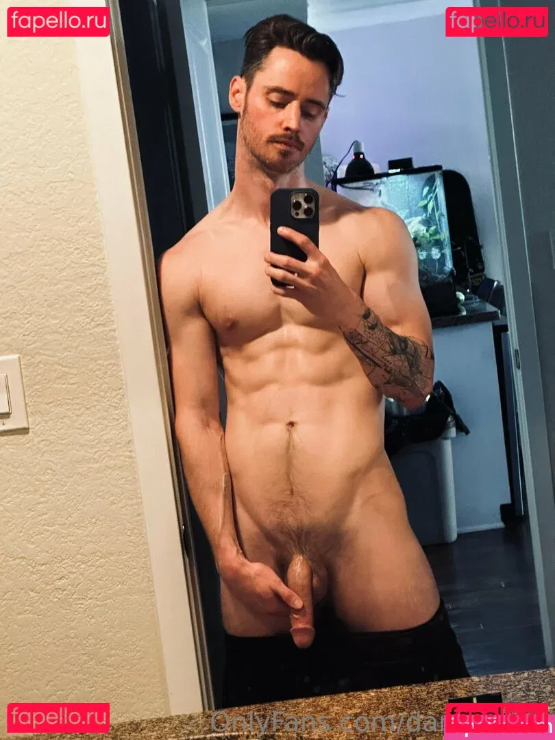 danbenson Onlyfans Photo Gallery 