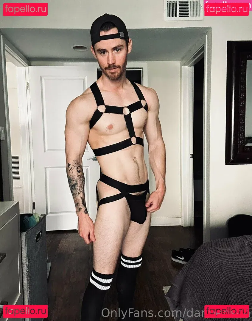 danbenson Onlyfans Photo Gallery 