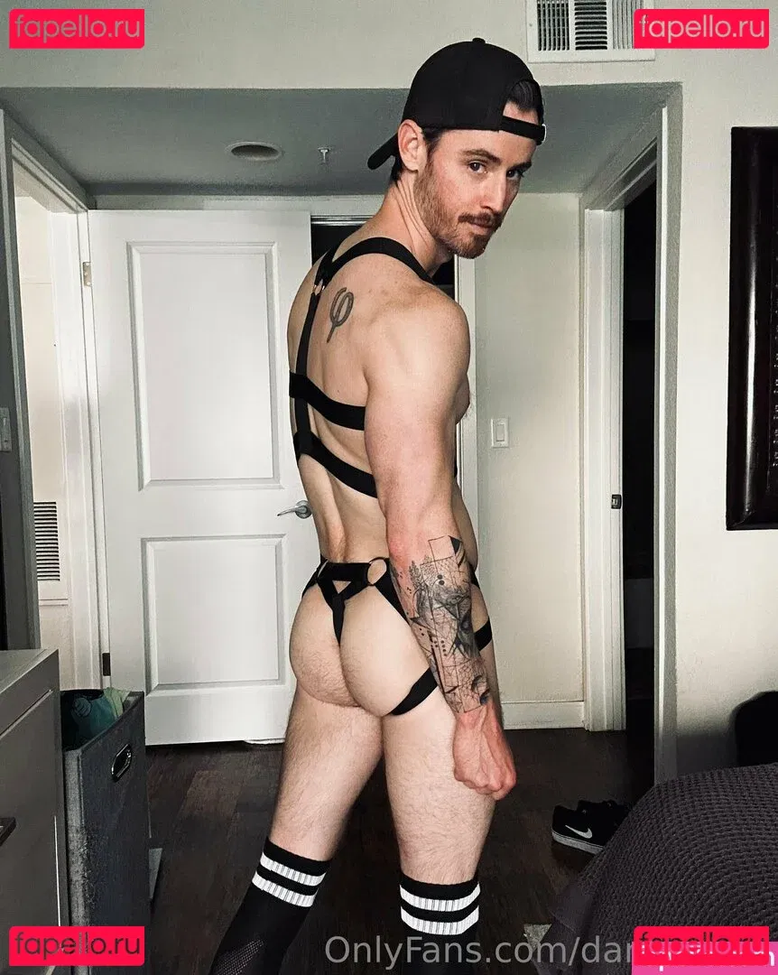 danbenson Onlyfans Photo Gallery 