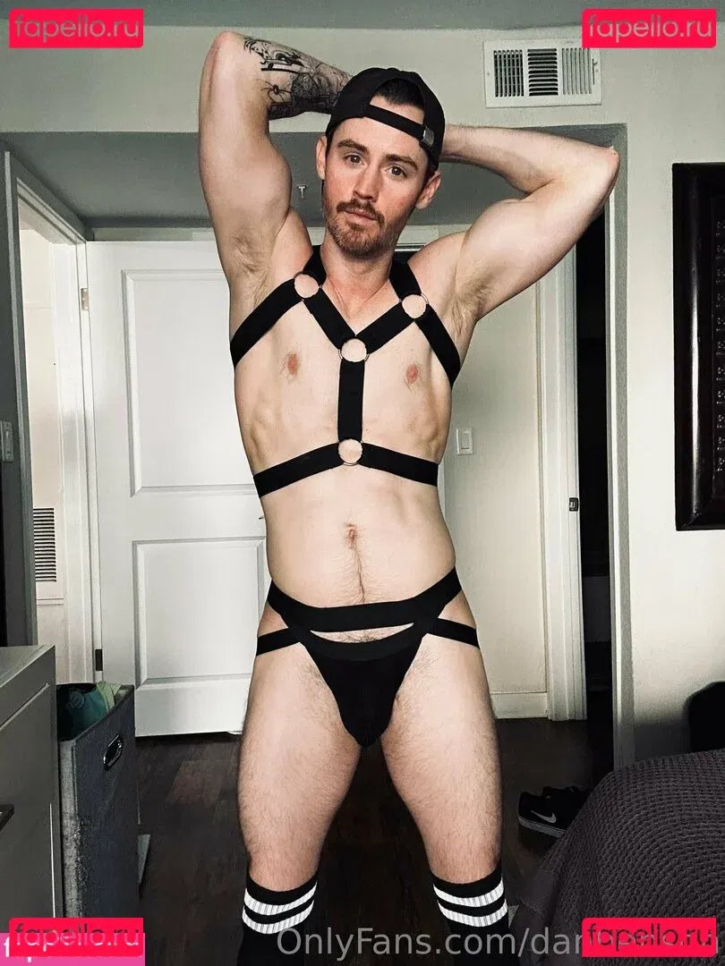 danbenson Onlyfans Photo Gallery 